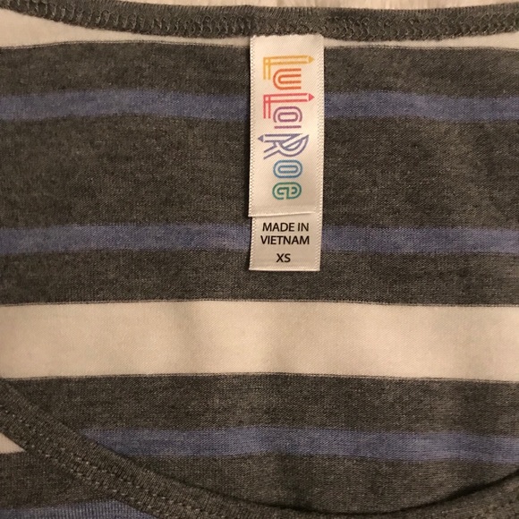 🌸Lularoe Perfect T🌸 - Picture 2 of 2